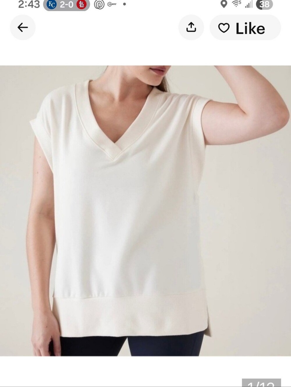 Athleta Cream V-Neck Cap Sleeve Tank